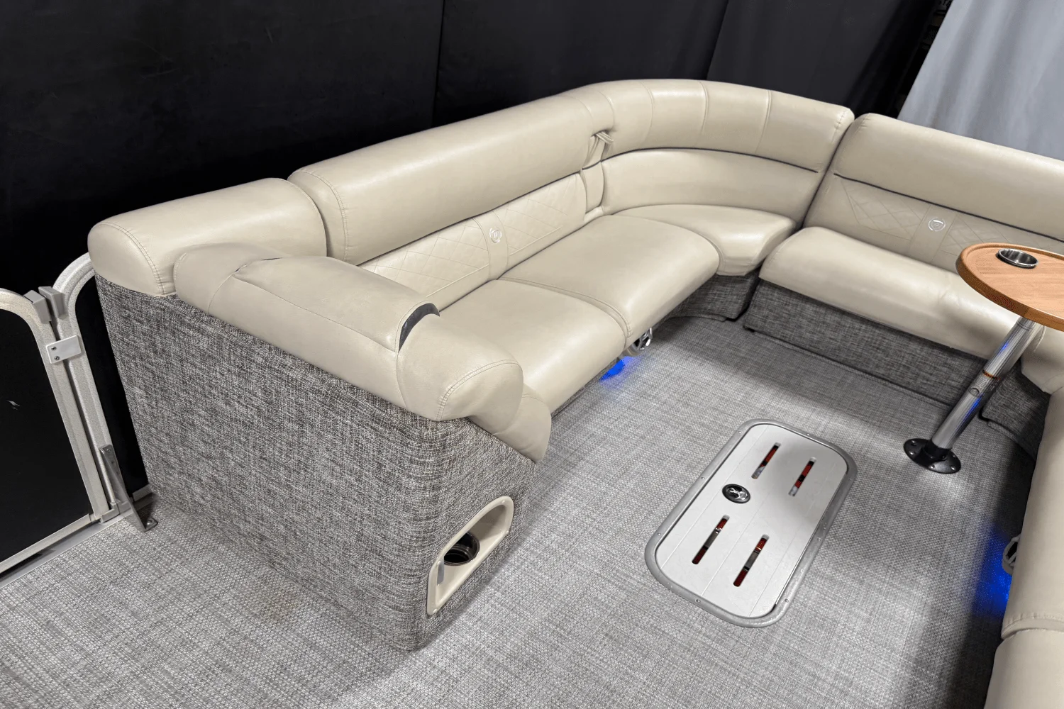 2017 Premier 250 GRAND MAJESTIC Image Thumbnail #63