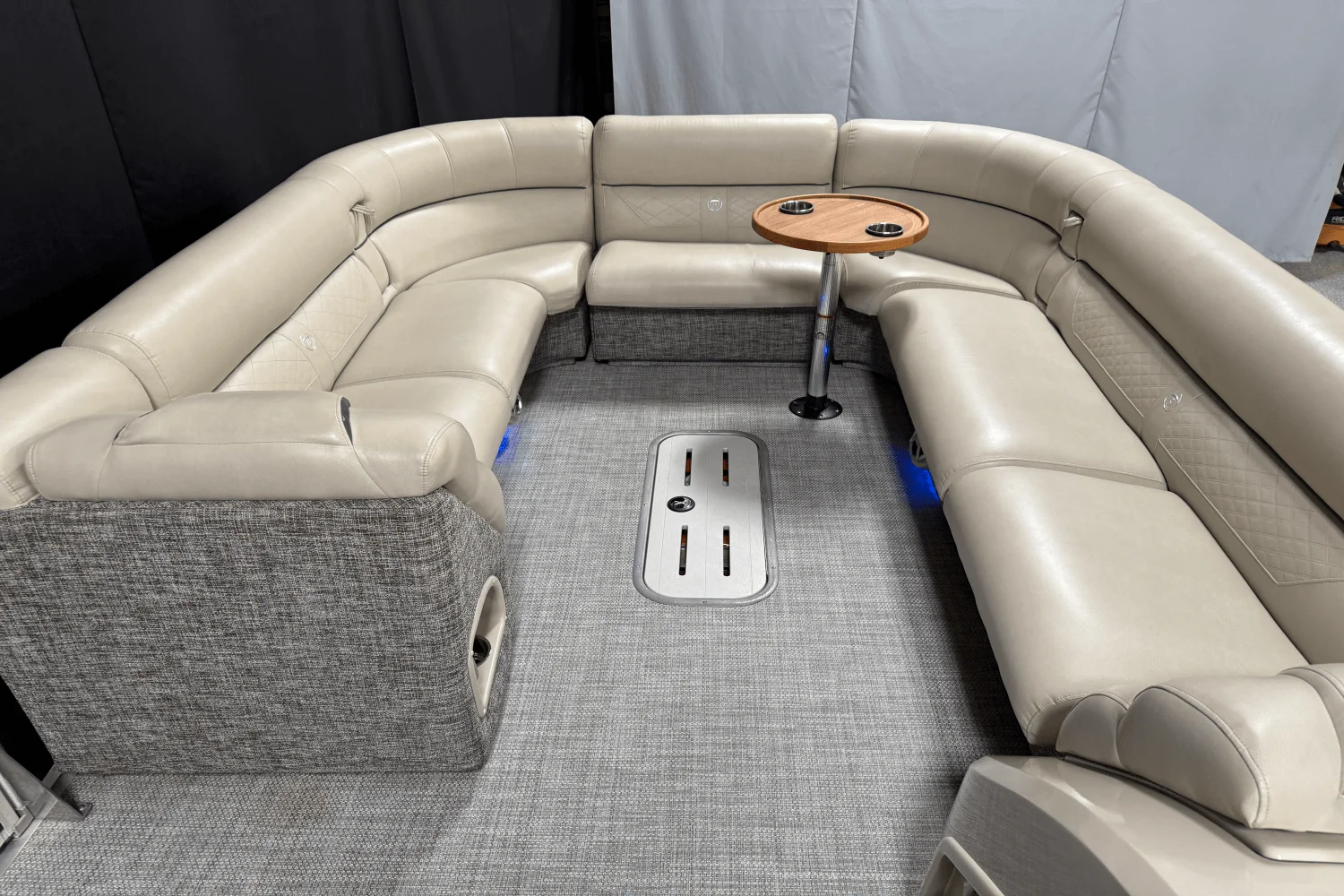 2017 Premier 250 GRAND MAJESTIC Image Thumbnail #62