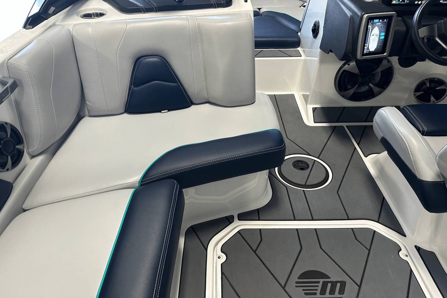 2021 Malibu VLX Image Thumbnail #35