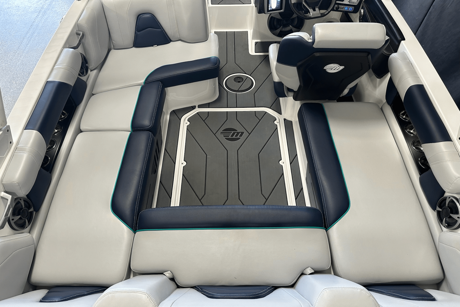 2021 Malibu VLX Image Thumbnail #19