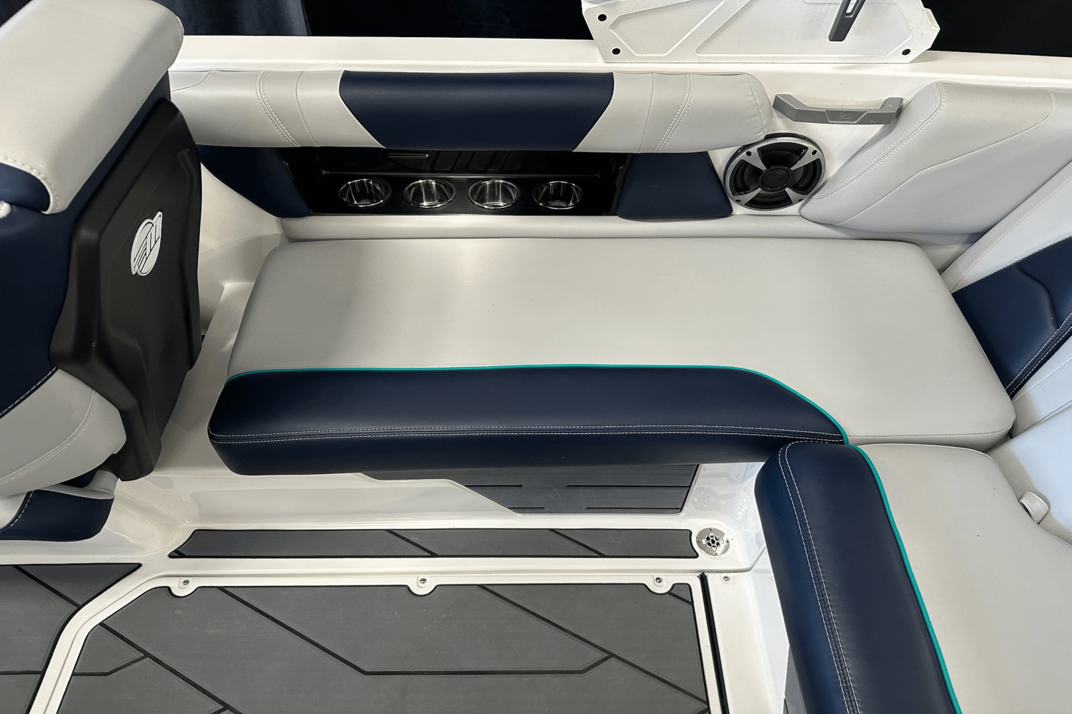 2021 Malibu VLX Image Thumbnail #21