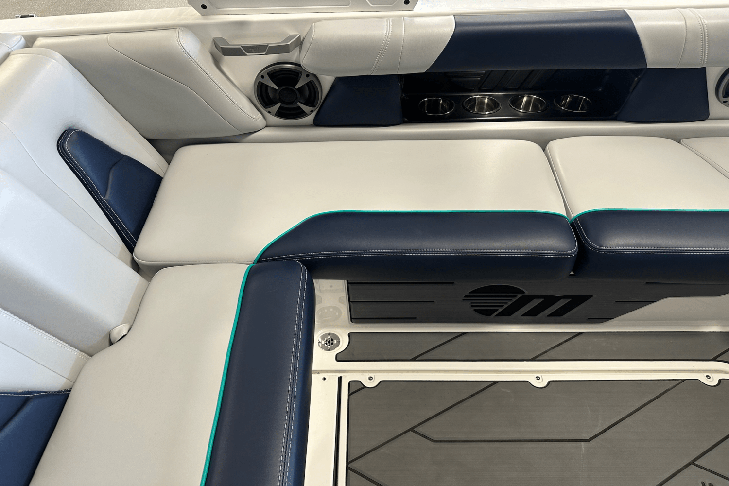 2021 Malibu VLX Image Thumbnail #28