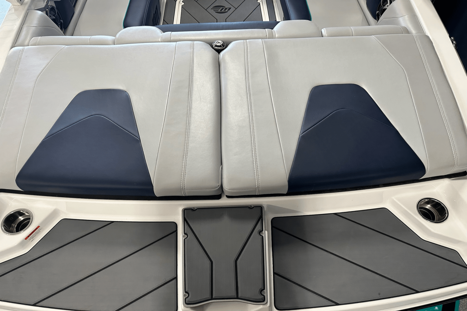 2021 Malibu VLX Image Thumbnail #14