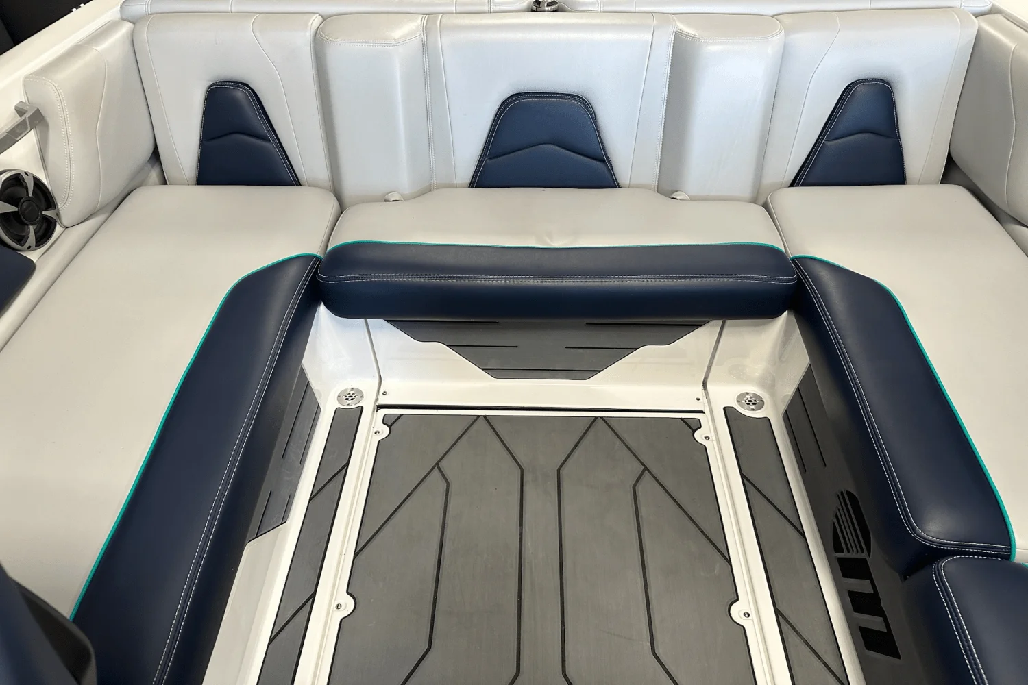 2021 Malibu 21 VLX Image Thumbnail #20