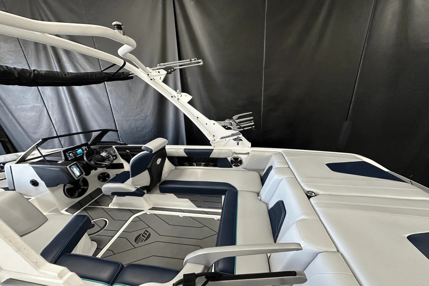 2021 Malibu 21 VLX Image Thumbnail #7