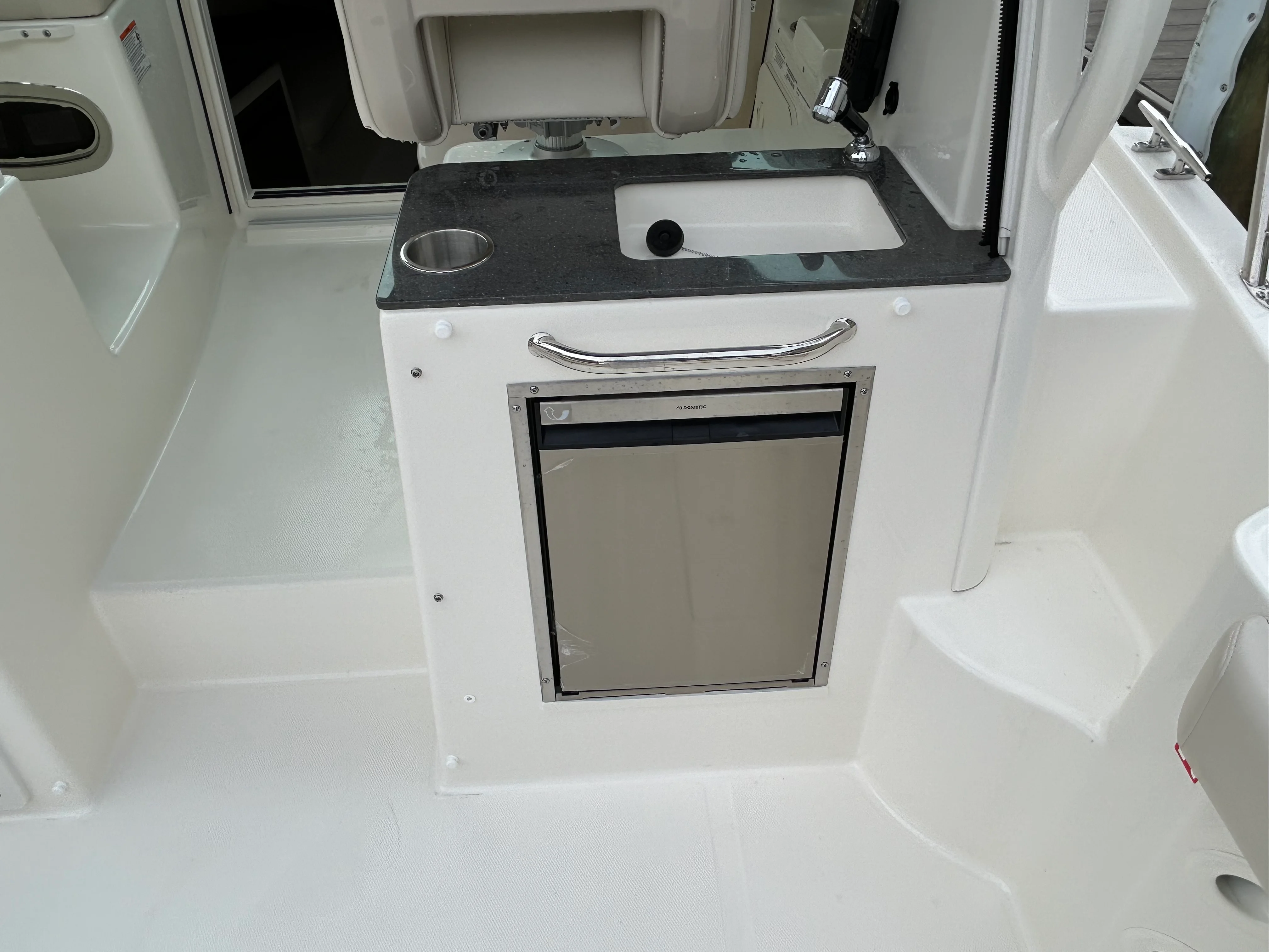 2026 Boston Whaler 285 Conquest Image Thumbnail #11