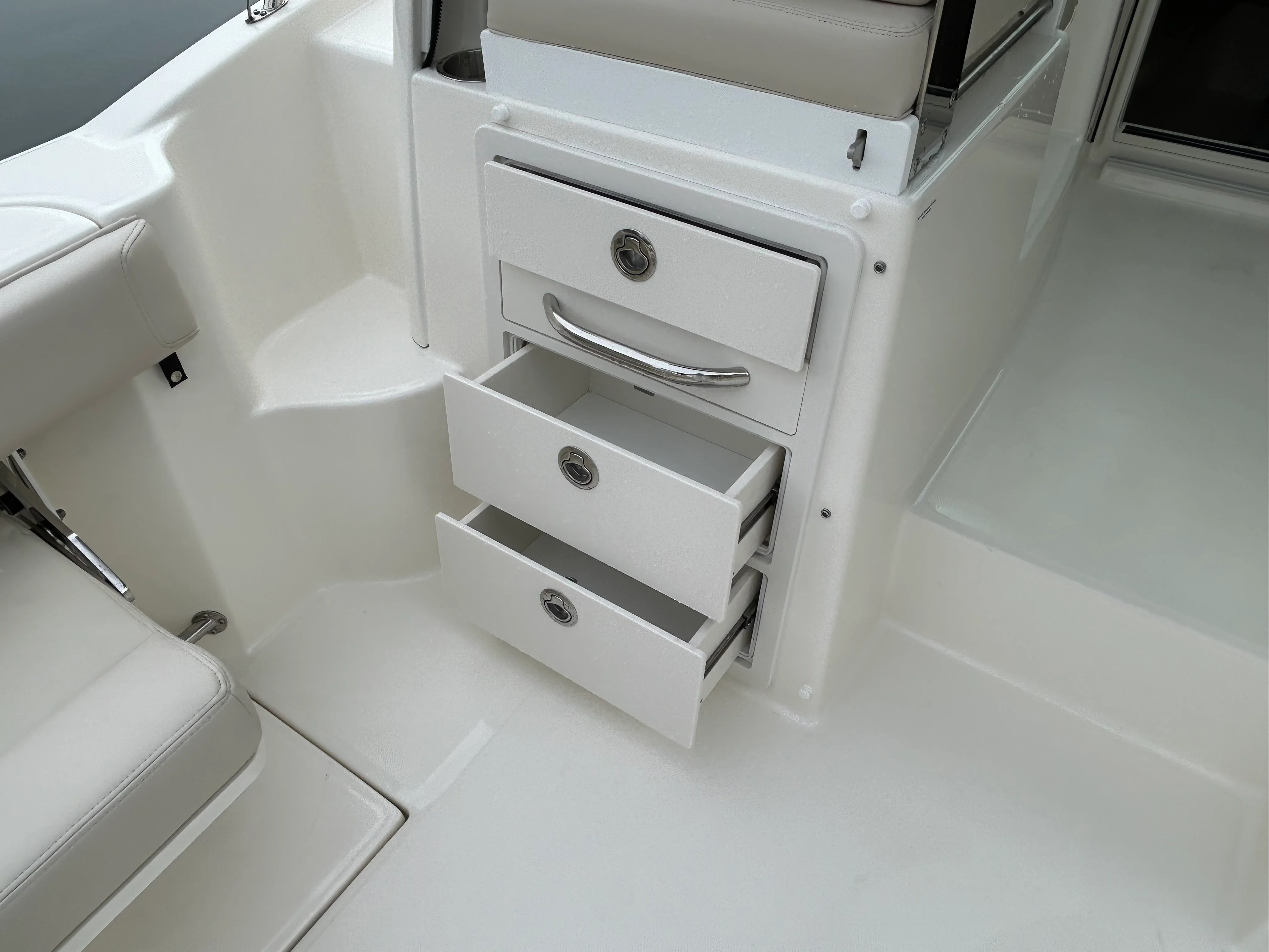 2026 Boston Whaler 285 Conquest Image Thumbnail #13