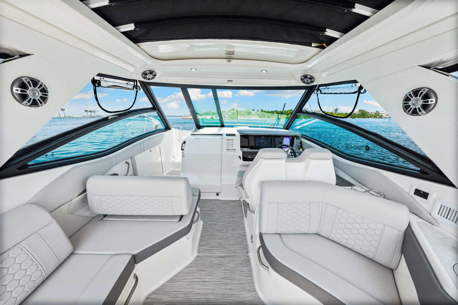 2024 Sea Ray Sundancer 320 Outboard Image Thumbnail #34
