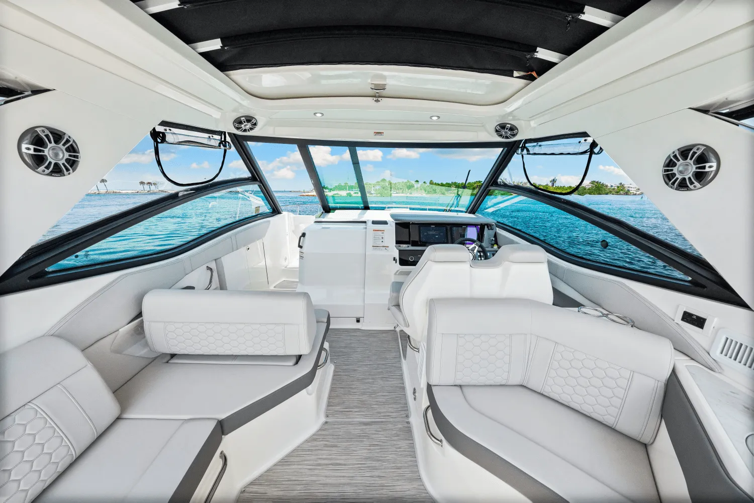 2024 Sea Ray Sundancer 320 Outboard Image Thumbnail #34