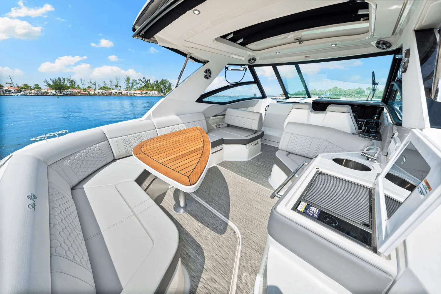 2024 Sea Ray Sundancer 320 Outboard Image Thumbnail #28