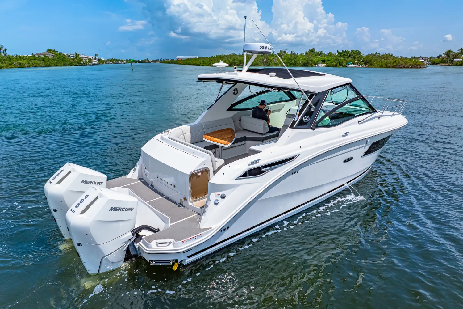 2024 Sea Ray Sundancer 320 Outboard Image Thumbnail #9