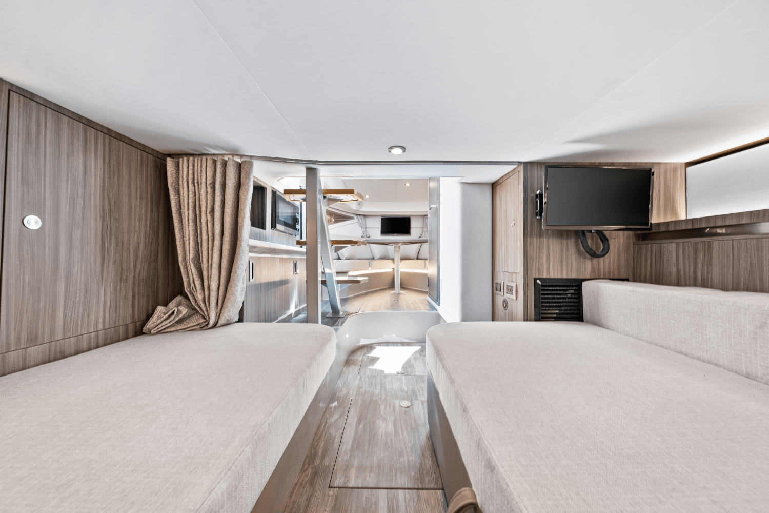 2024 Sea Ray Sundancer 320 Outboard Image Thumbnail #37