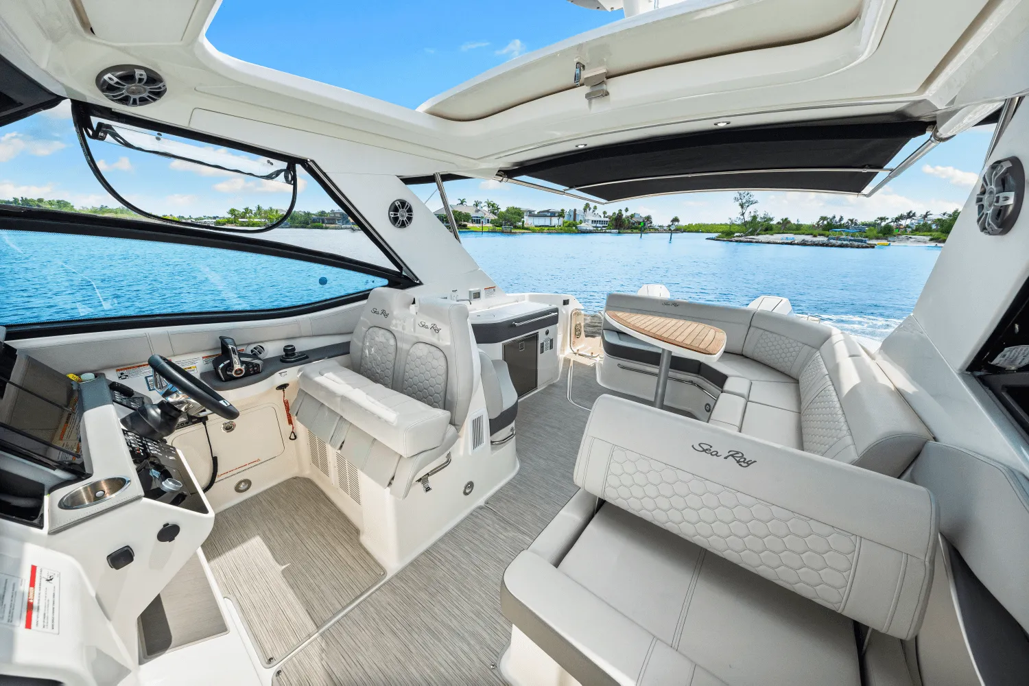 2024 Sea Ray Sundancer 320 Outboard Image Thumbnail #42