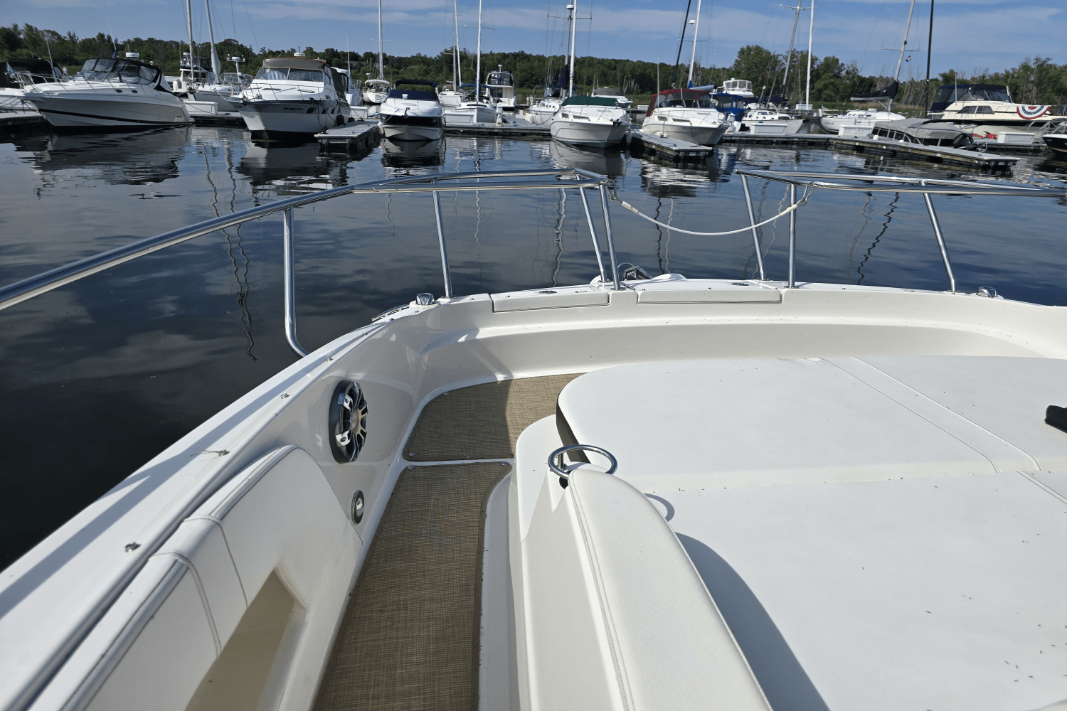 2021 Sea Ray 320 SUNDANCER COUPE Image Thumbnail #9