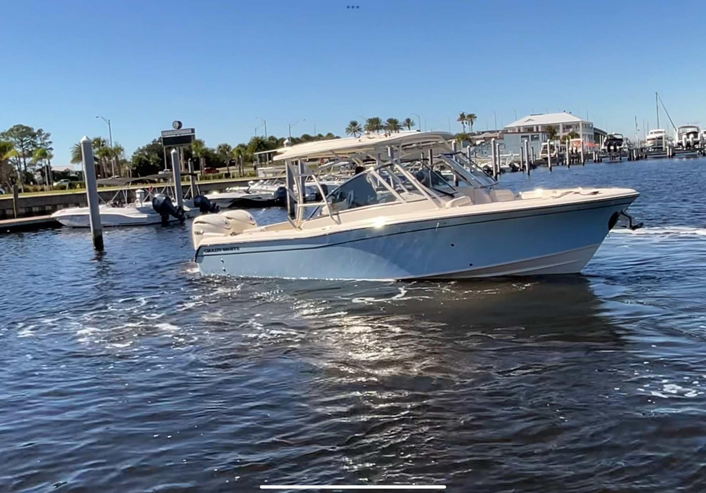 2026 Grady-White Freedom 285 Image Thumbnail #1