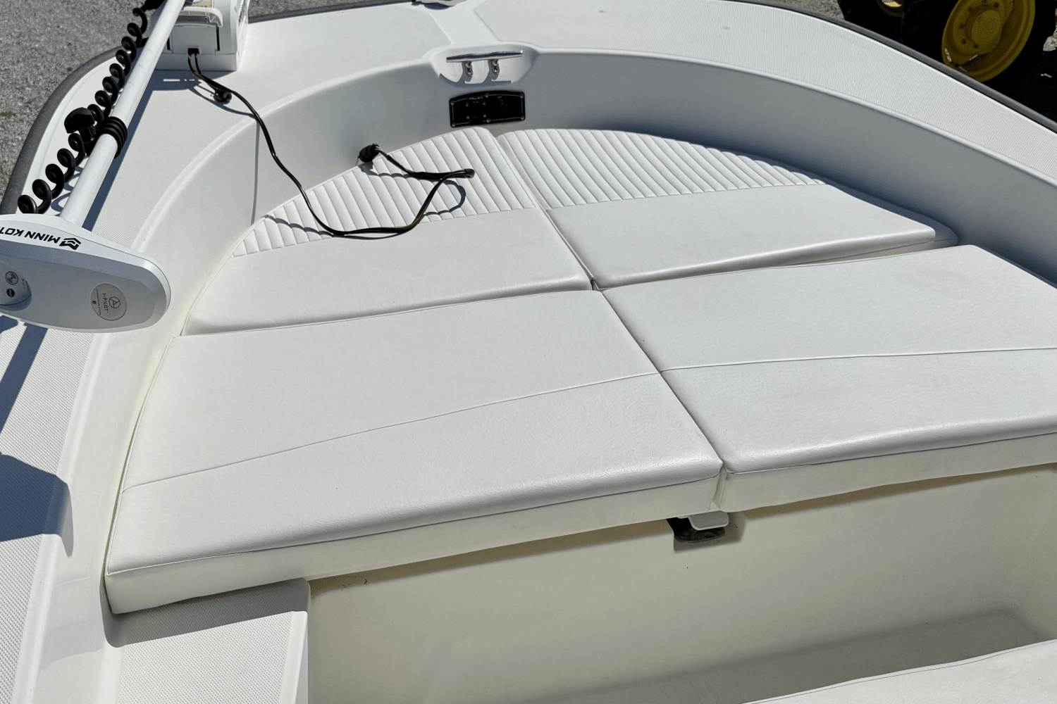 2018 Boston Whaler 21 MONTAUK Image Thumbnail #11