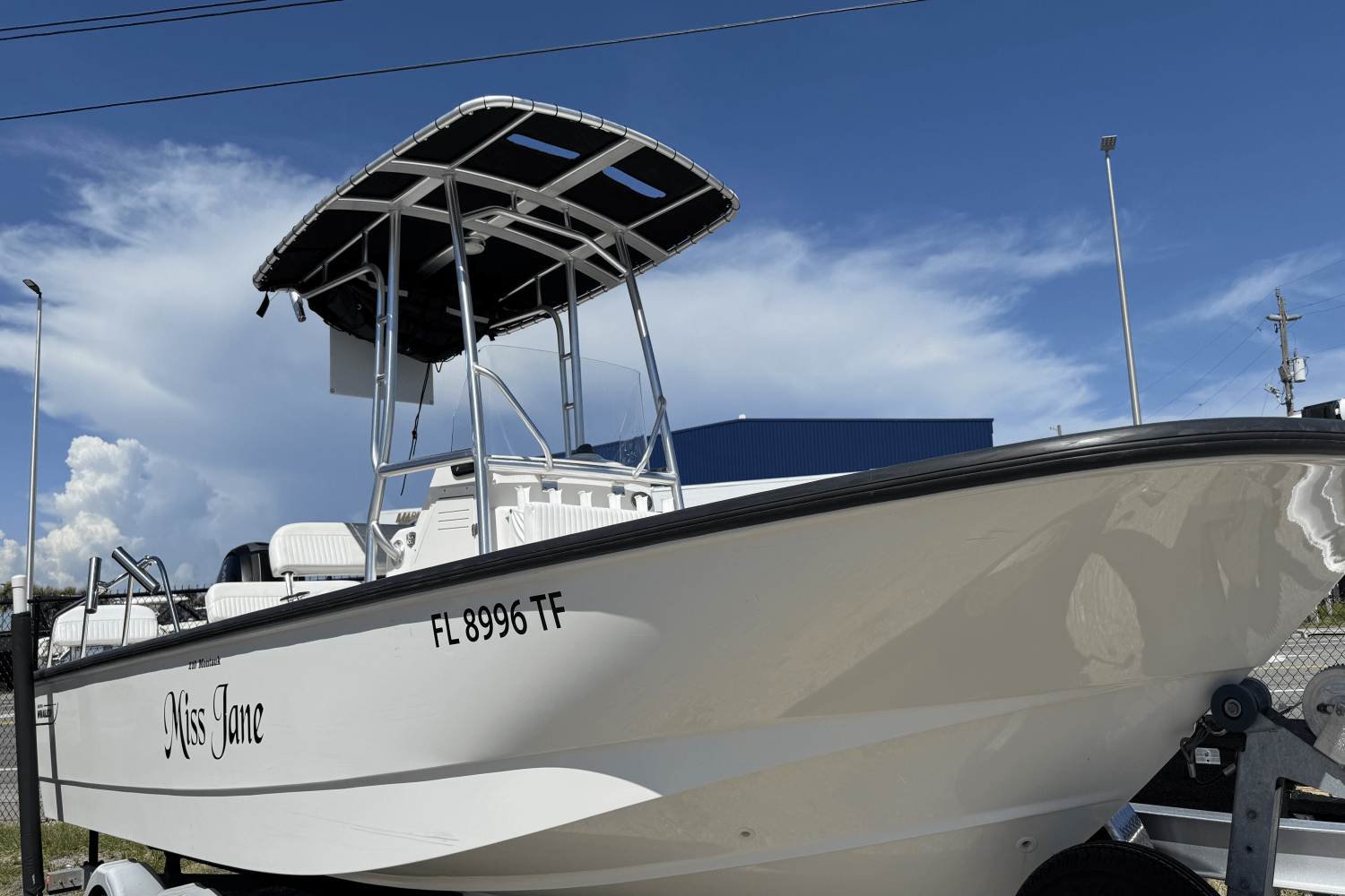 2018 Boston Whaler 21 MONTAUK Image Thumbnail #2