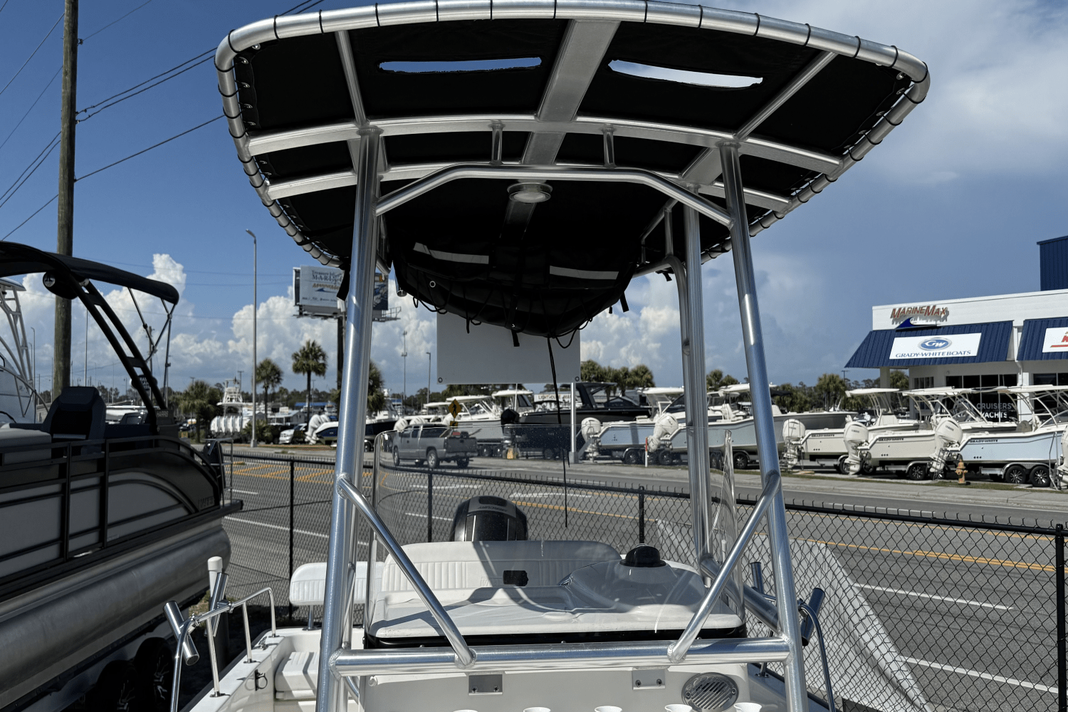 2018 Boston Whaler 21 MONTAUK Image Thumbnail #13