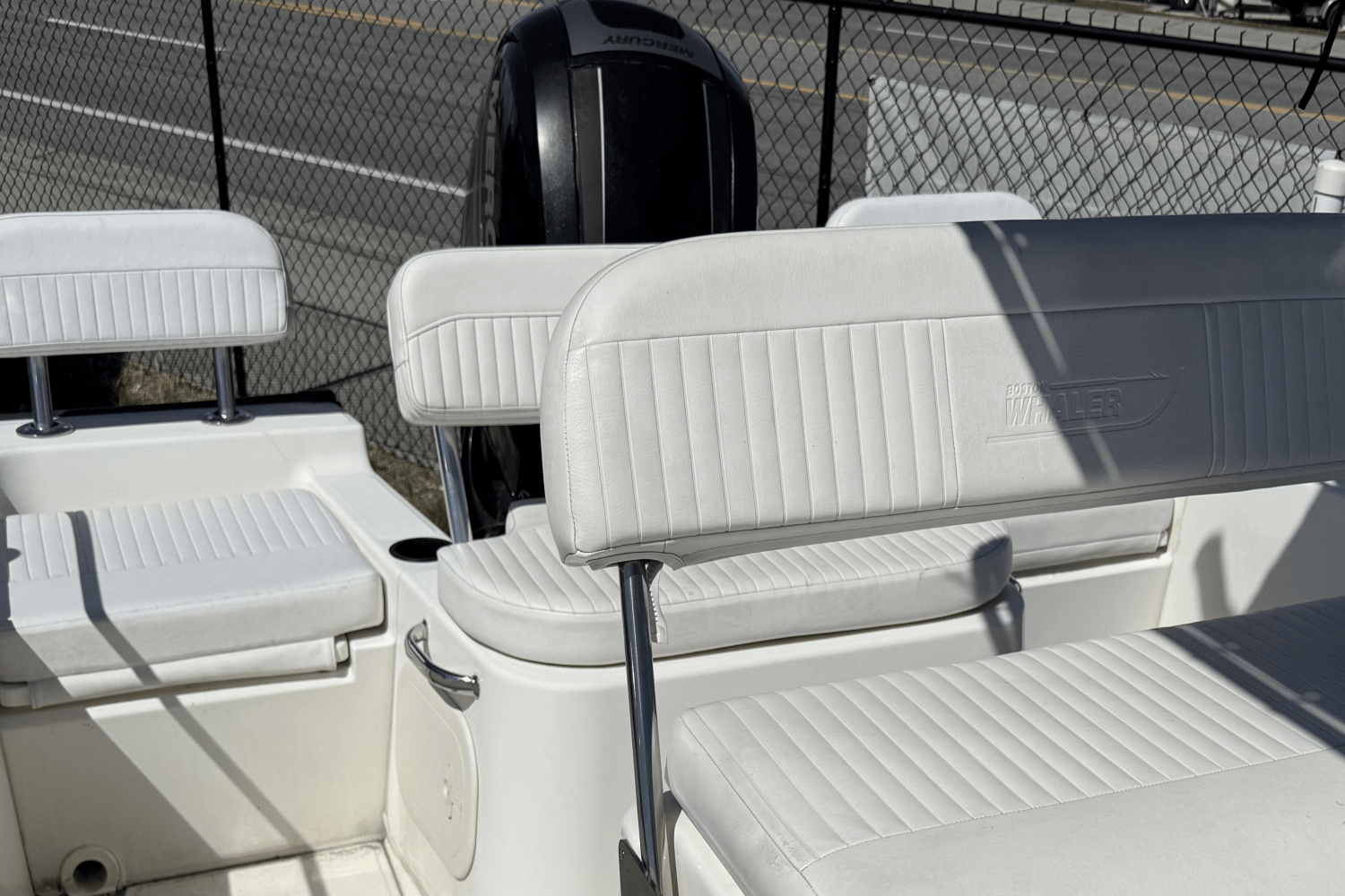 2018 Boston Whaler 21 MONTAUK Image Thumbnail #20