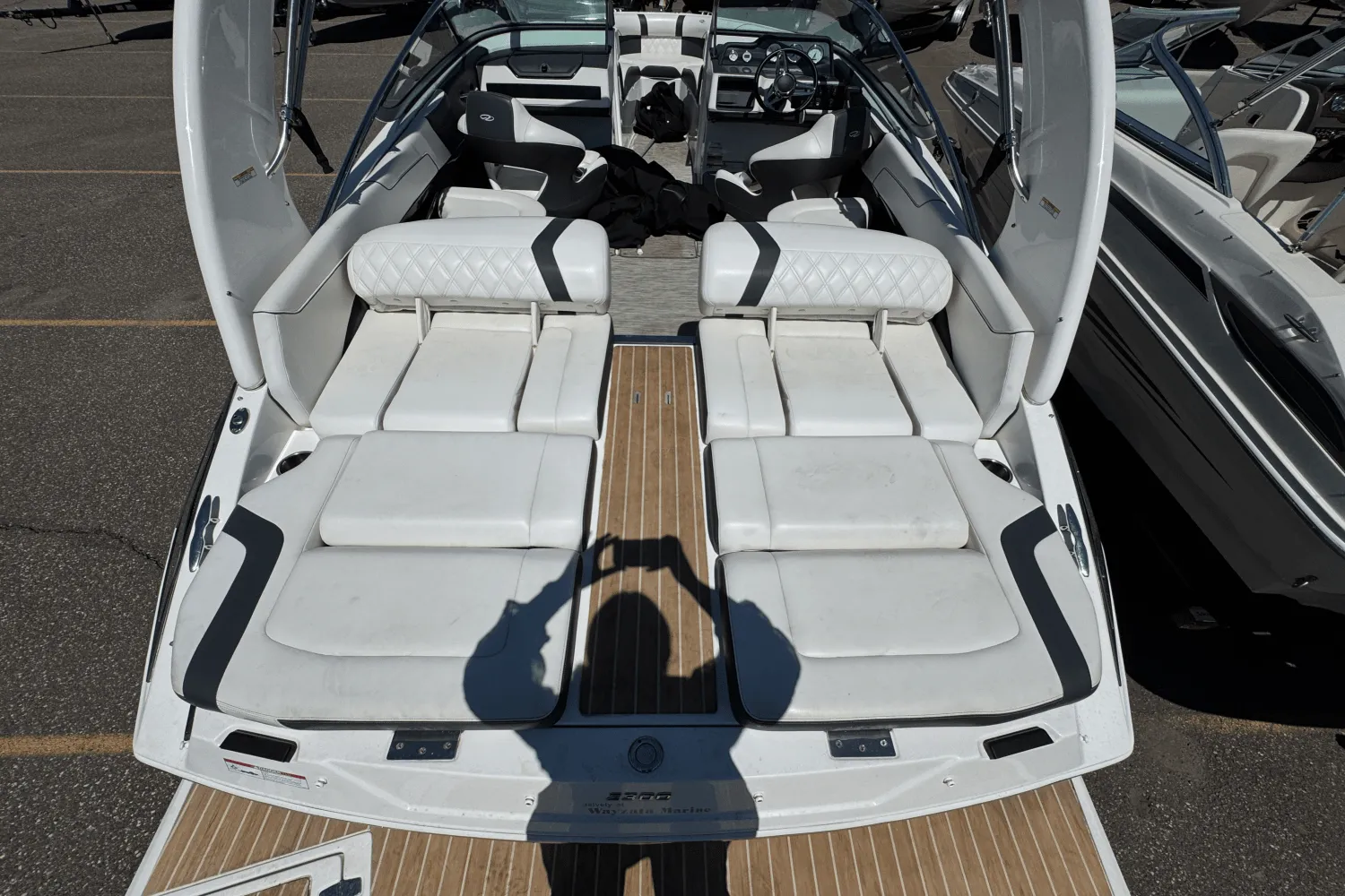 2018 Regal 2300 BOW RIDER Image Thumbnail #8