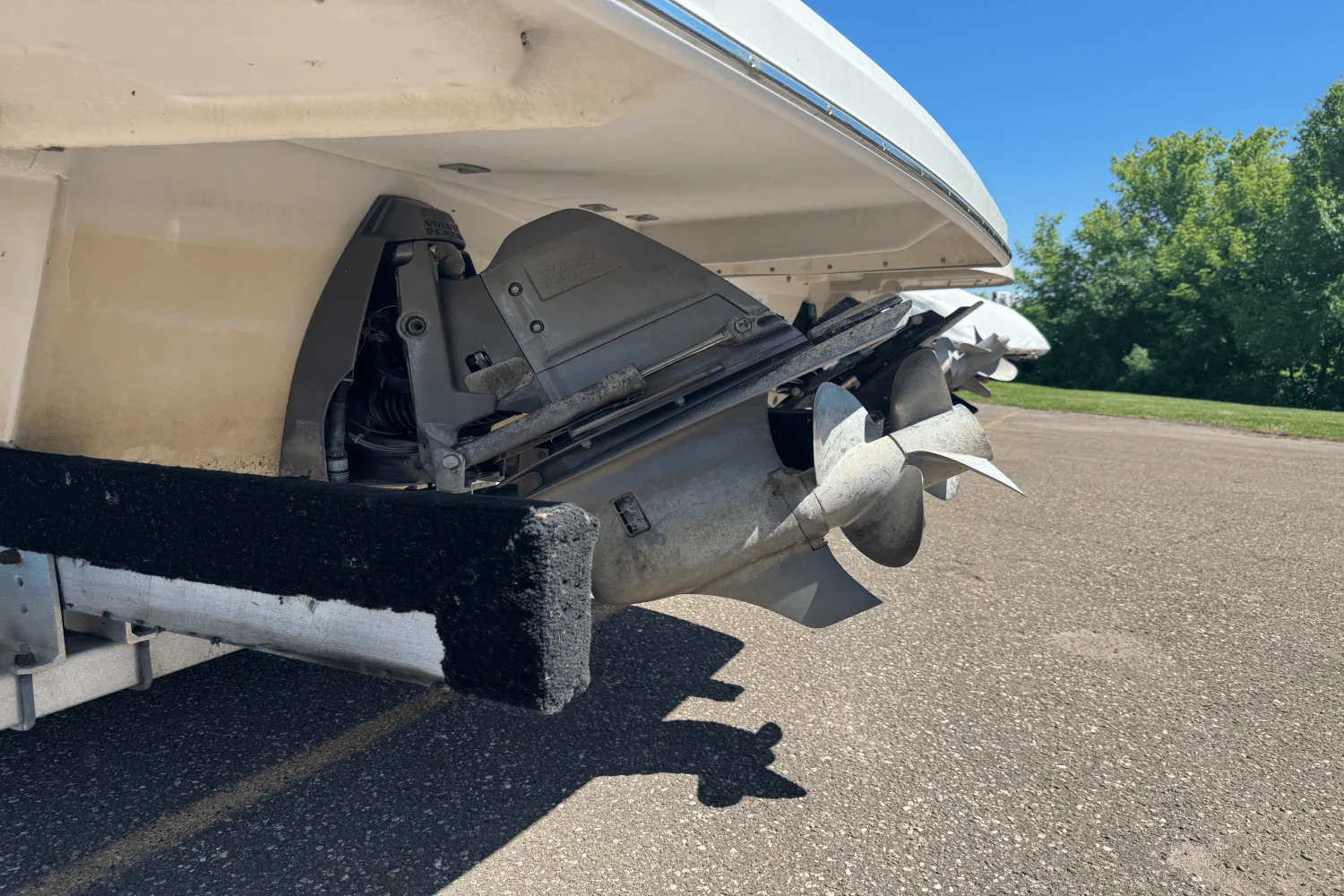 2018 Regal 2300 BOW RIDER Image Thumbnail #4