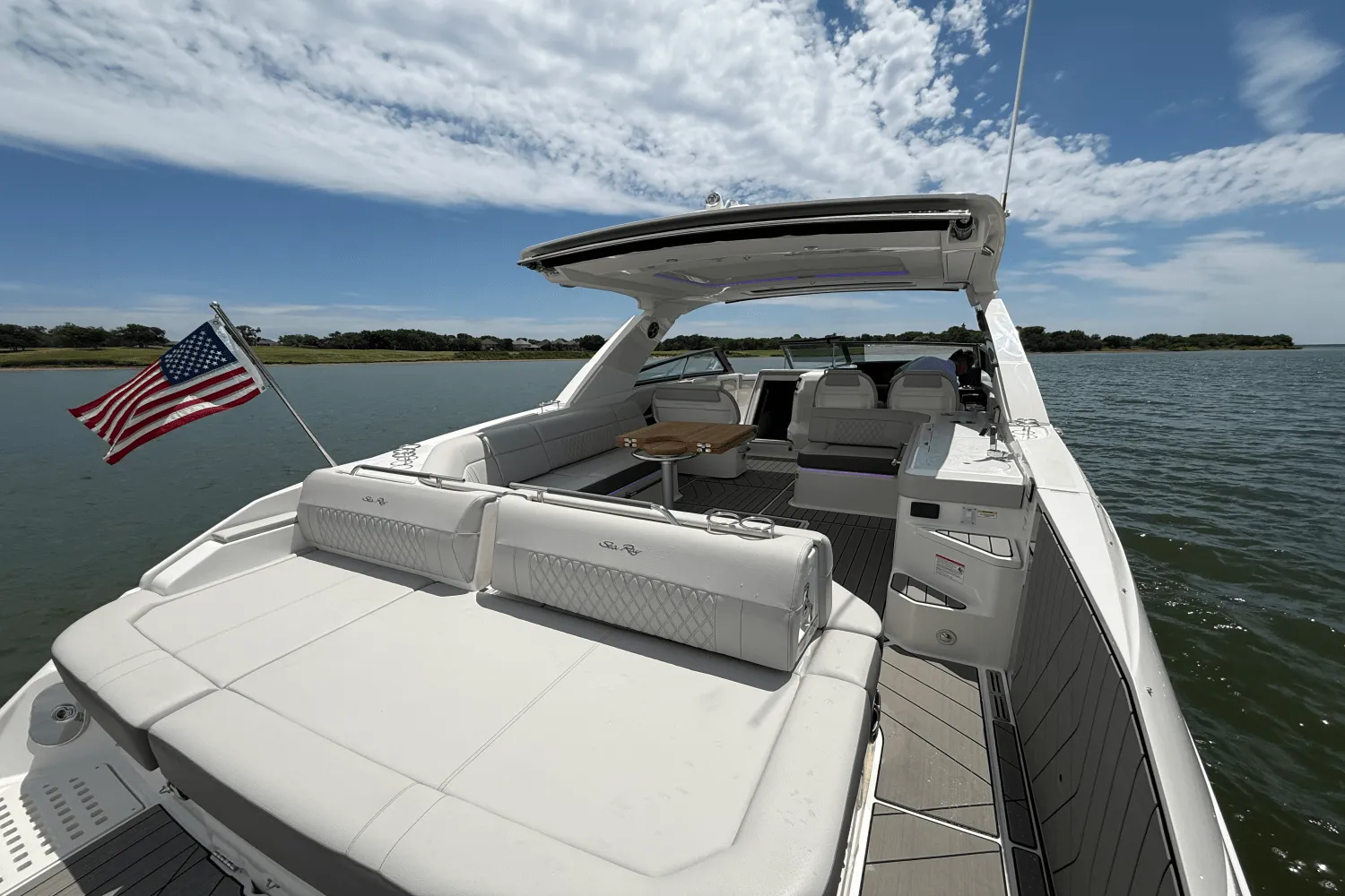 2025 Sea Ray SLX 400 Outboard Image Thumbnail #19