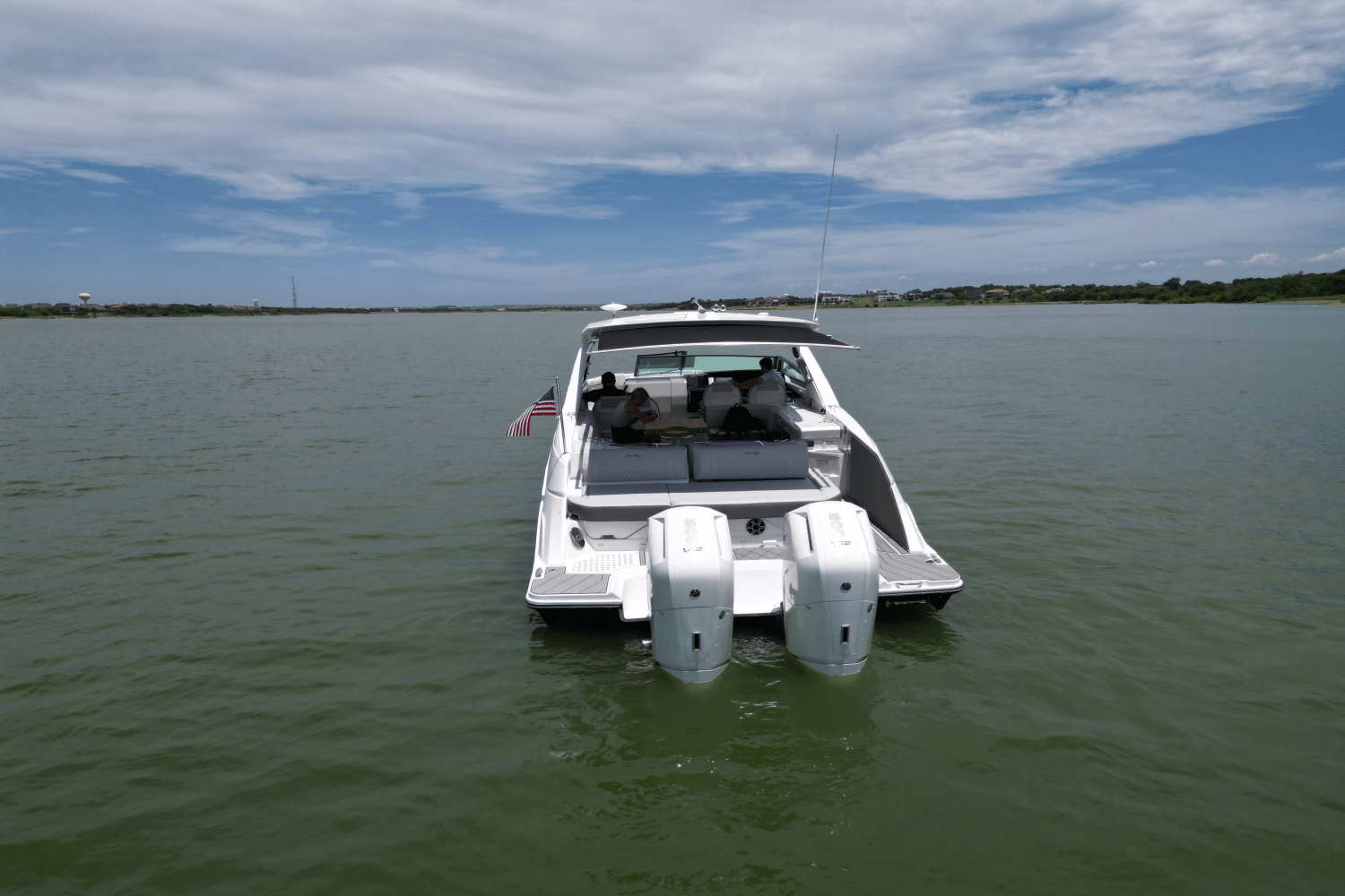 2025 Sea Ray SLX 400 Outboard Image Thumbnail #3