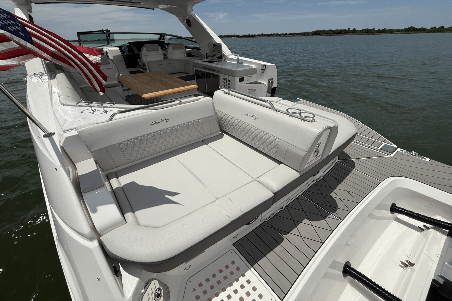 2025 Sea Ray SLX 400 Outboard Image Thumbnail #18