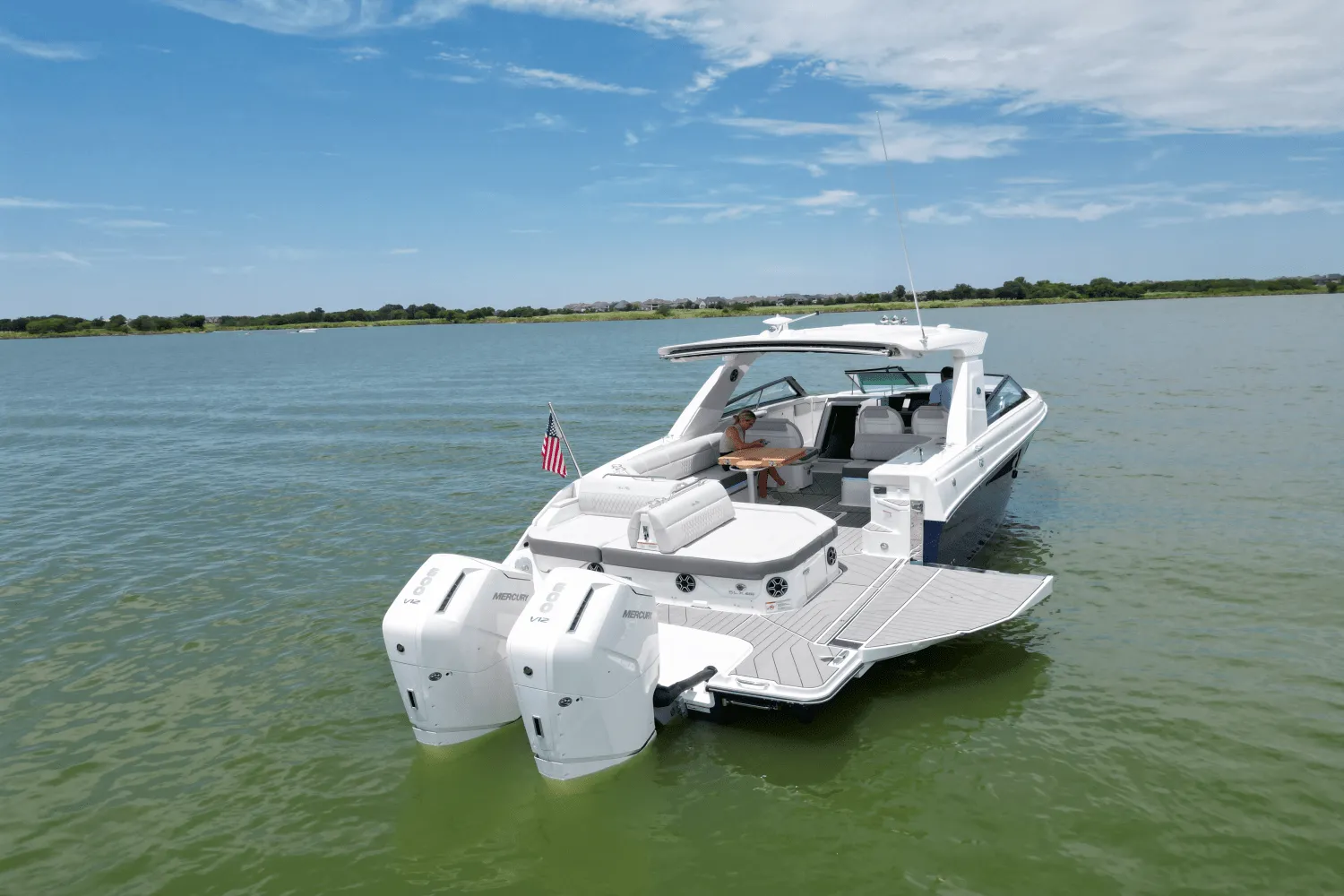 2025 Sea Ray SLX 400 Outboard Image Thumbnail #5