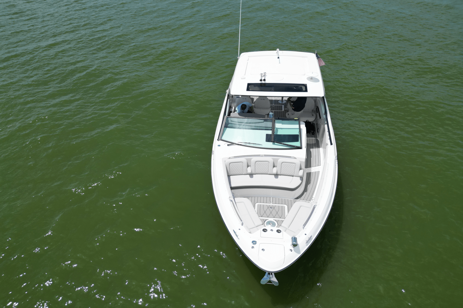 2025 Sea Ray SLX 400 Outboard Image Thumbnail #12