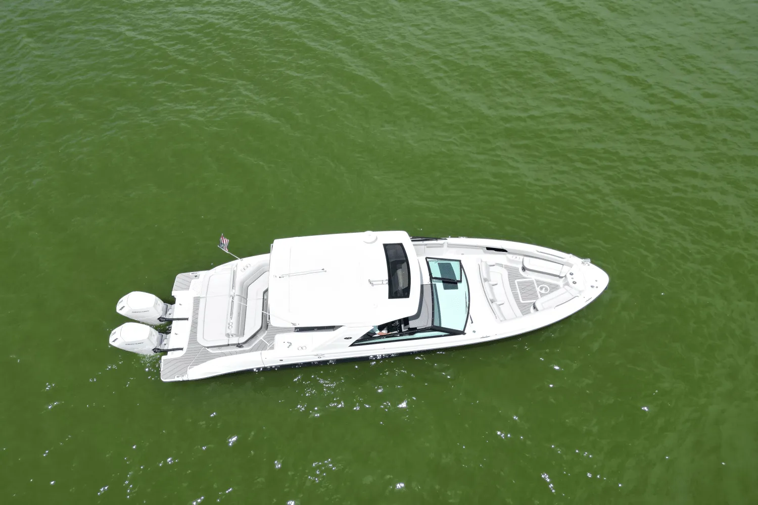 2025 Sea Ray SLX 400 Outboard Image Thumbnail #14