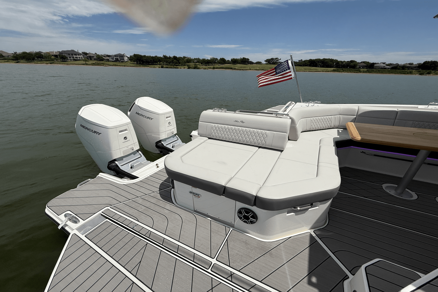 2025 Sea Ray SLX 400 Outboard Image Thumbnail #20