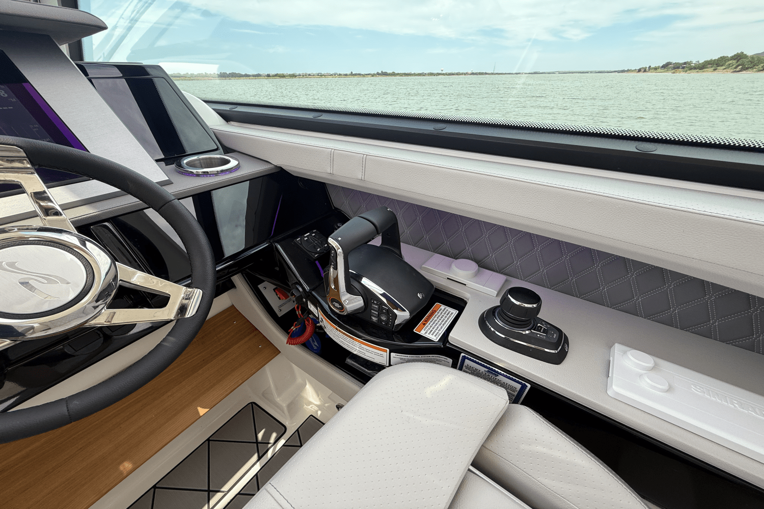 2025 Sea Ray SLX 400 Outboard Image Thumbnail #34