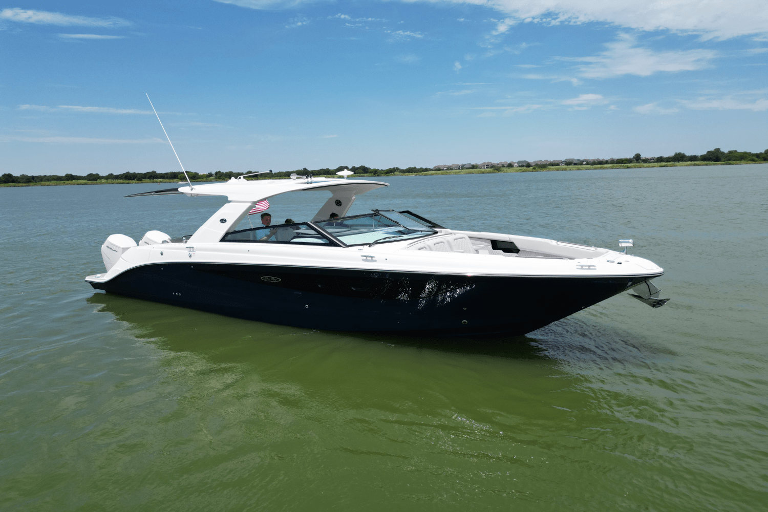 2025 Sea Ray SLX 400 Outboard Image Thumbnail #1