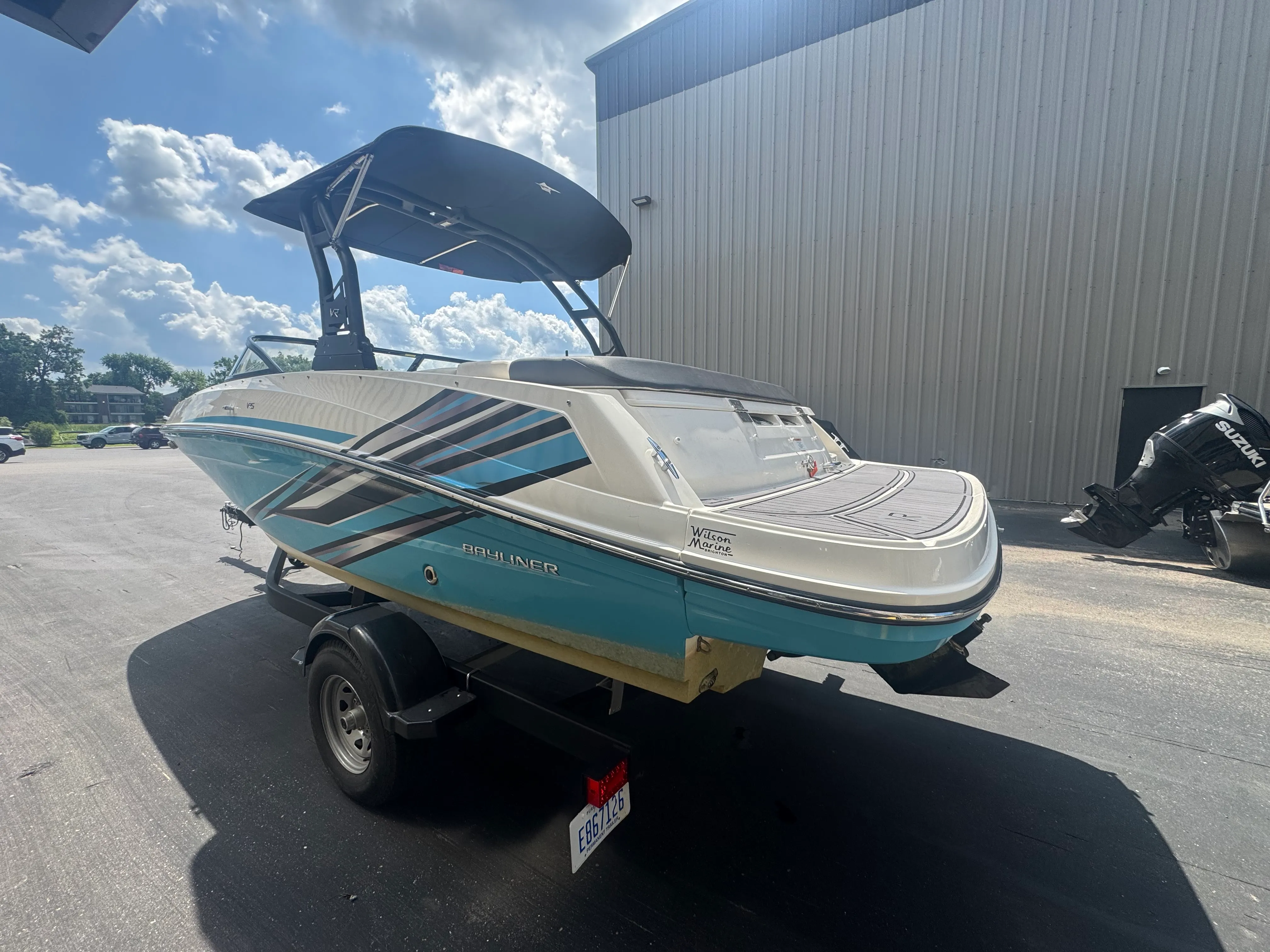 2023 Bayliner VR5 Bowrider I/O Image Thumbnail #2