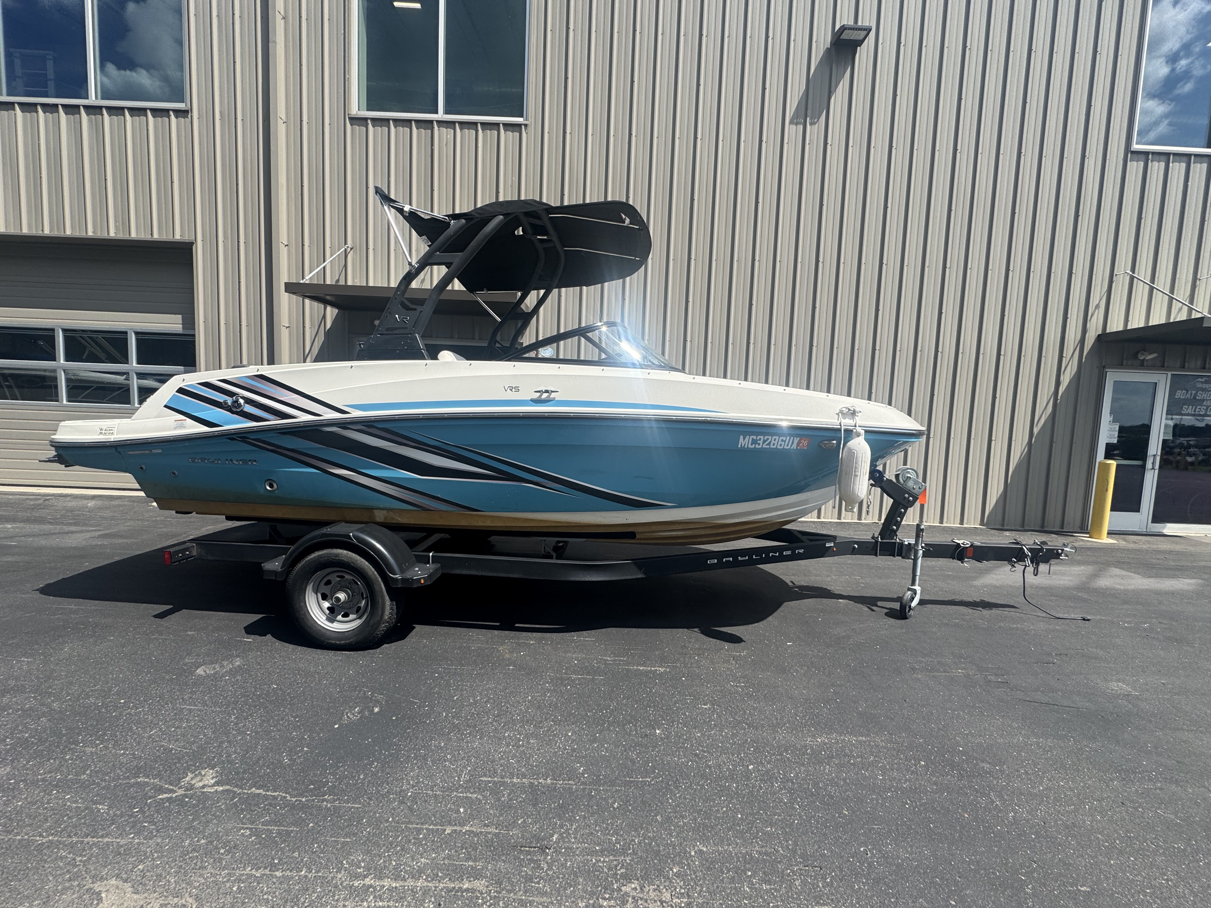 2023 Bayliner VR5 Bowrider I/O Image Thumbnail #0