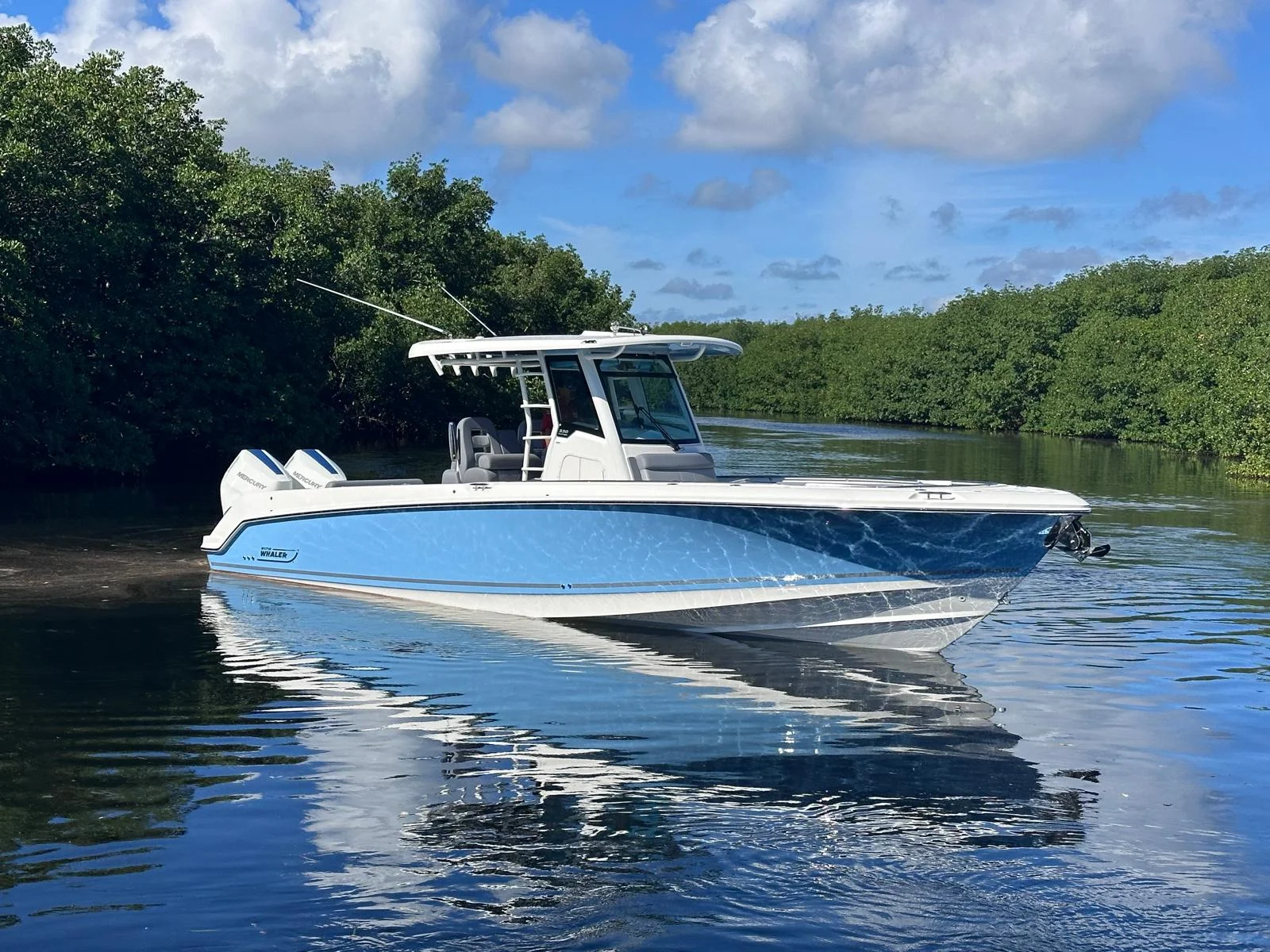 2026 Boston Whaler 330 Outrage Image Thumbnail #7