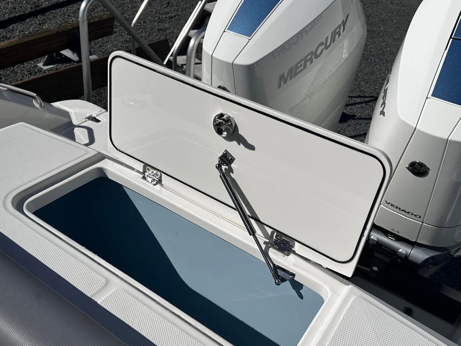 2026 Boston Whaler 330 Outrage Image Thumbnail #32