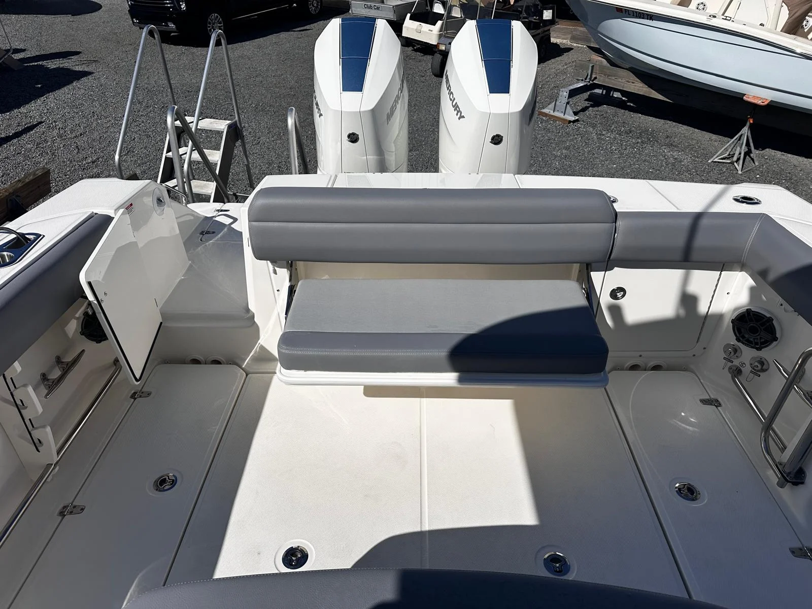 2026 Boston Whaler 330 Outrage Image Thumbnail #28