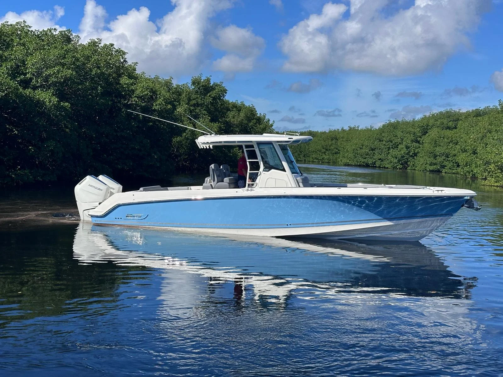 2026 Boston Whaler 330 Outrage Image Thumbnail #8