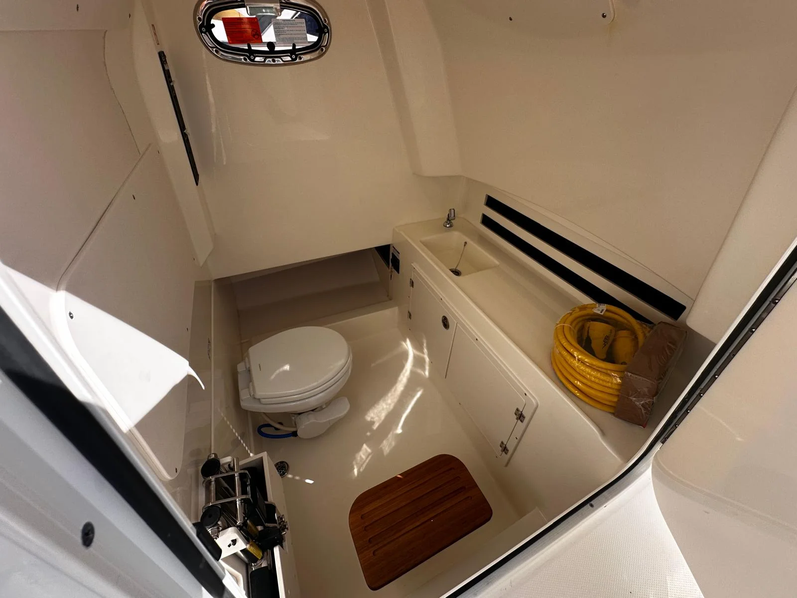 2026 Boston Whaler 330 Outrage Image Thumbnail #19