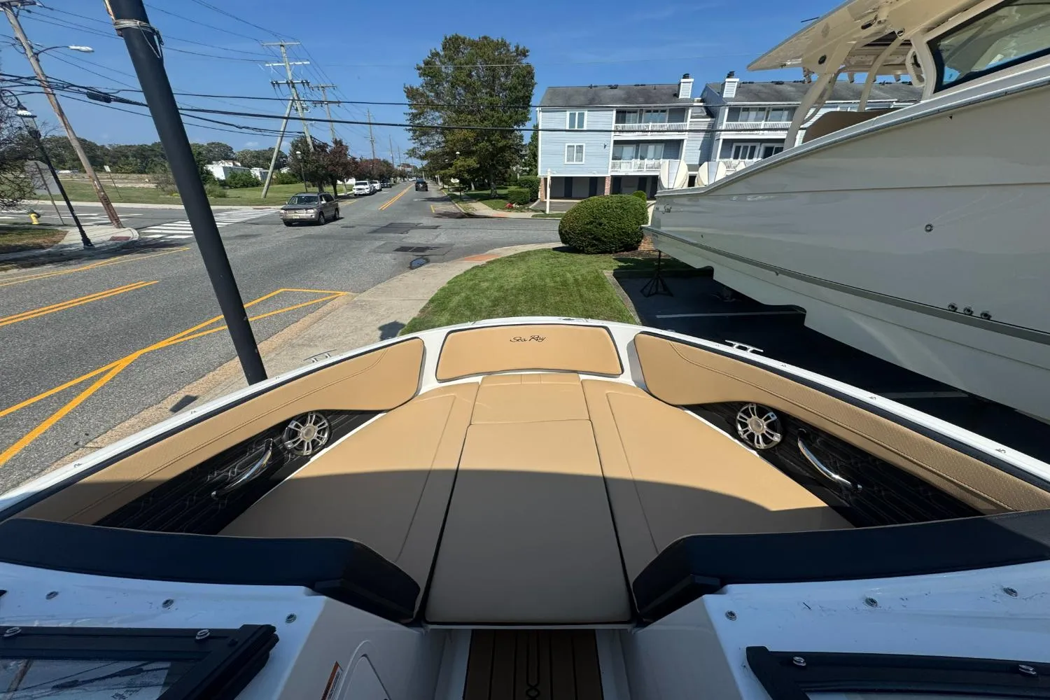 2025 Sea Ray SPX 190 Image Thumbnail #18