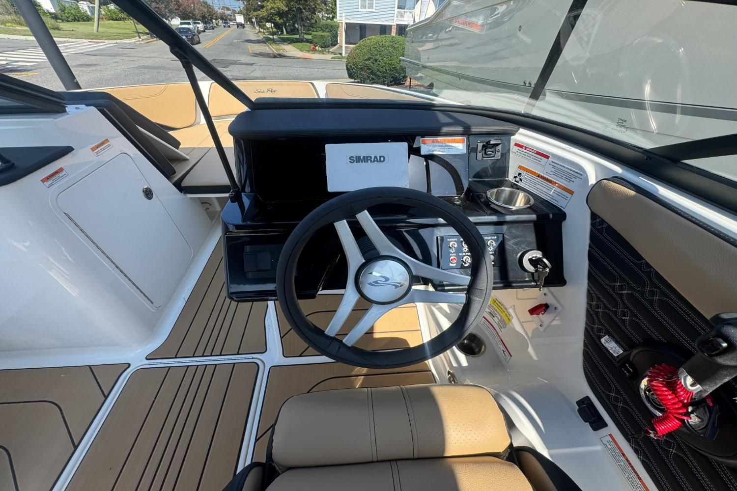 2025 Sea Ray SPX 190 Image Thumbnail #16