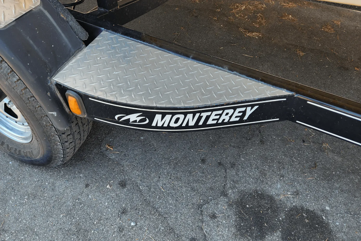 2014 Monterey 204 FS/BR Image Thumbnail #12