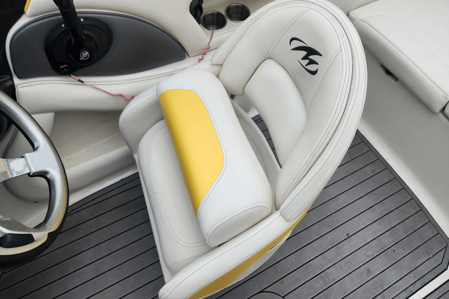 2014 Monterey 204 FS/BR Image Thumbnail #46