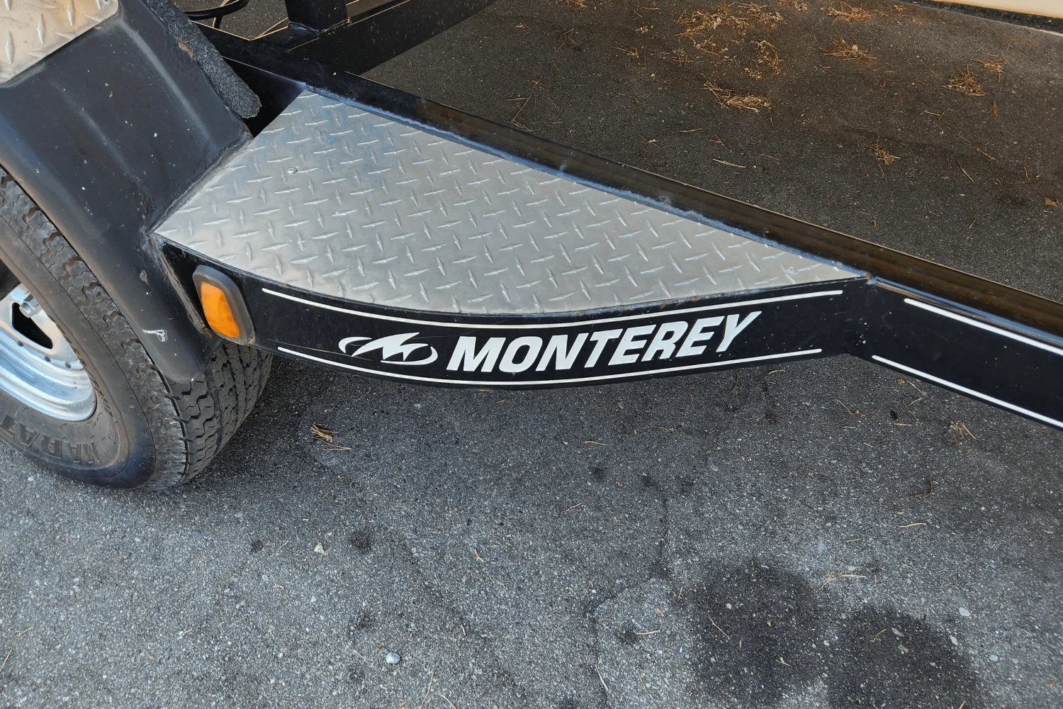 2014 Monterey 204 FS/BR Image Thumbnail #12