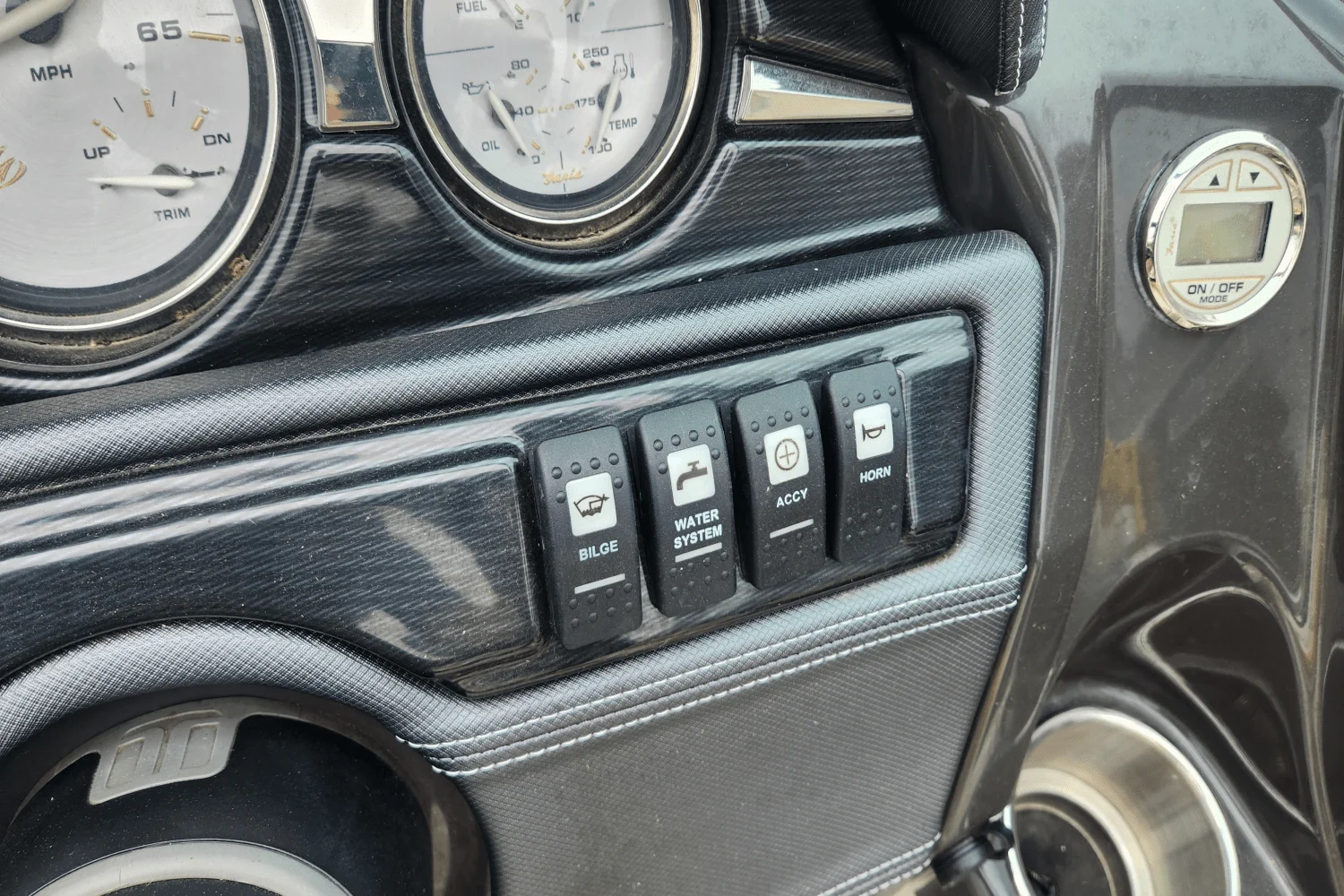 2014 Monterey 204 FS/BR Image Thumbnail #38