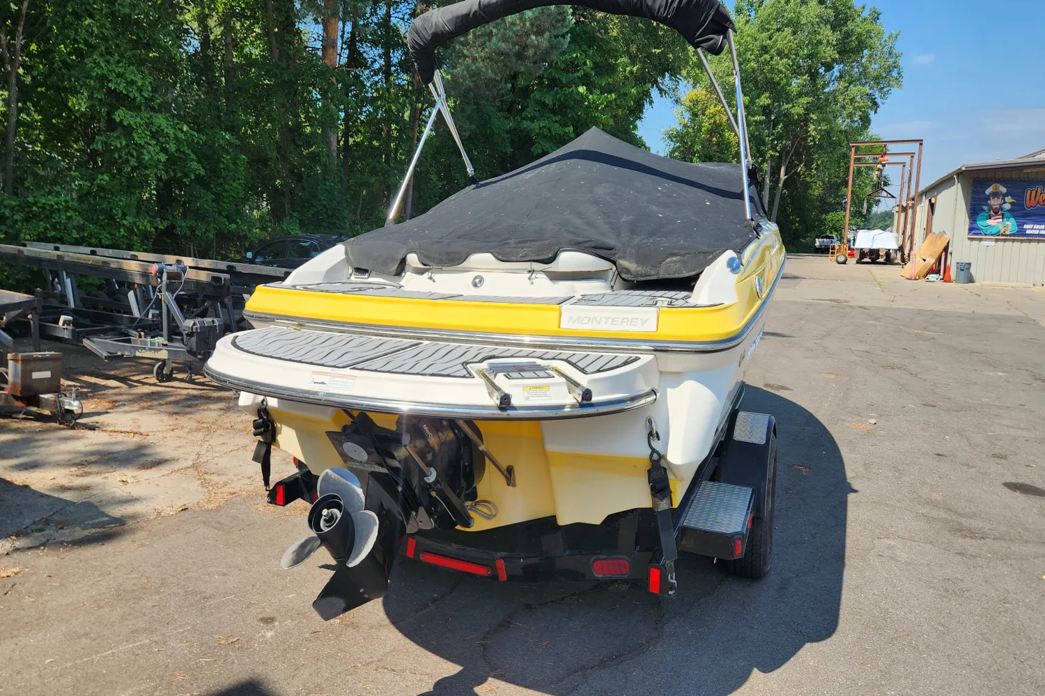 2014 Monterey 204 FS/BR Image Thumbnail #3