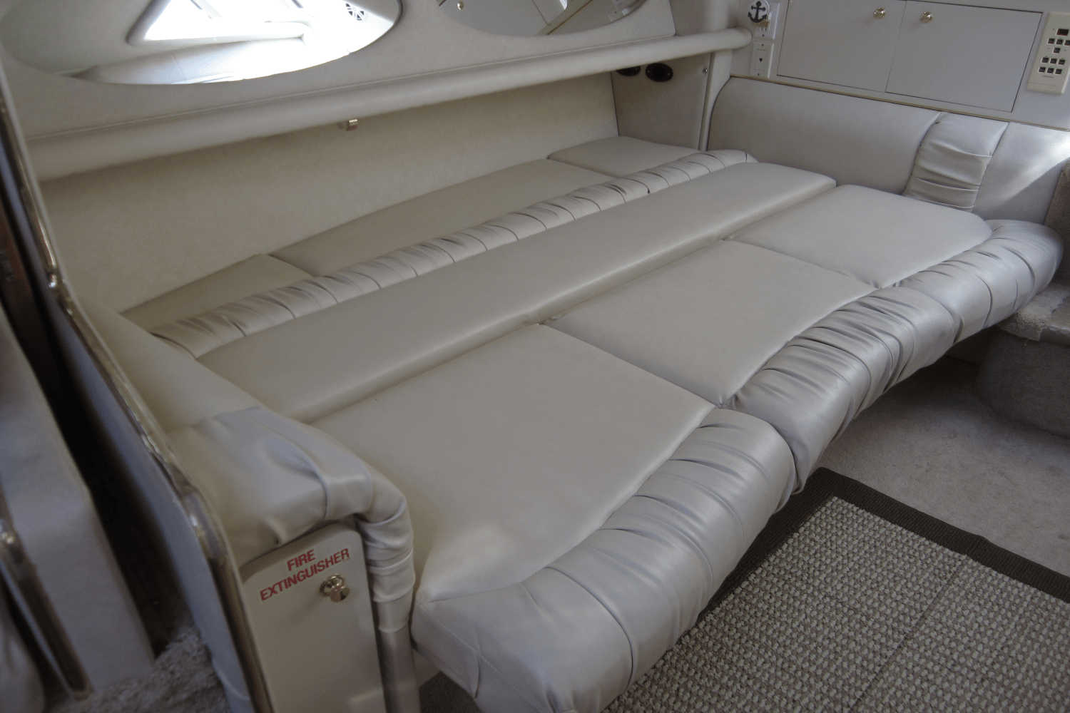 1997 Sea Ray 330 EXPRESS CRUISER Image Thumbnail #52