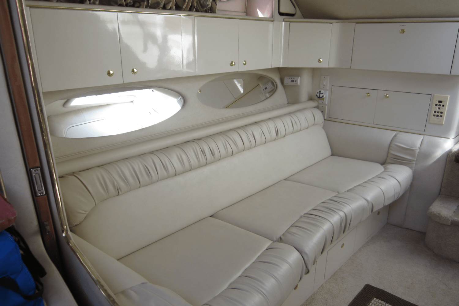 1997 Sea Ray 330 EXPRESS CRUISER Image Thumbnail #51